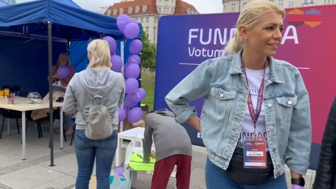 Dnia Dziecka funkcjonariusze Komendy Wojewódzkiej Policji we Wrocławiu