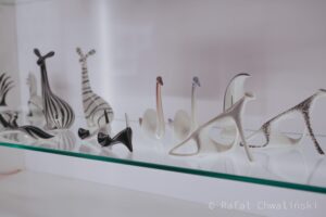 Wielka Czwórka,ceramika PRL,wystawa ceramiki,Muzeum Narodowe Wrocław,sztuka użytkowa,Tomasz Dziewicki,mała rzeźba ceramiczna,ceramika kameralna,sztuka PRL,kolekcja ceramiki,polska ceramika,sztuka współczesna PRL,rzeźba PRL