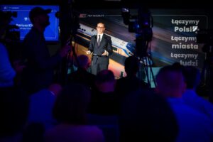PKP Intercity,rozkład jazdy 2024/2025,Pendolino,połączenia międzynarodowe,nowe połączenia kolejowe,ministerstwo infrastruktury,pociągi piętrowe,inwestycje kolejowe