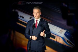 PKP Intercity,rozkład jazdy 2024/2025,Pendolino,połączenia międzynarodowe,nowe połączenia kolejowe,ministerstwo infrastruktury,pociągi piętrowe,inwestycje kolejowe