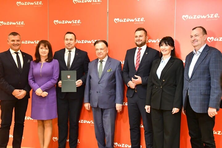Mazowsze,Dolny Śląsk,pomoc po powodzi,wsparcie policji,bezpieczeństwo,drony,alkomaty,solidarność
