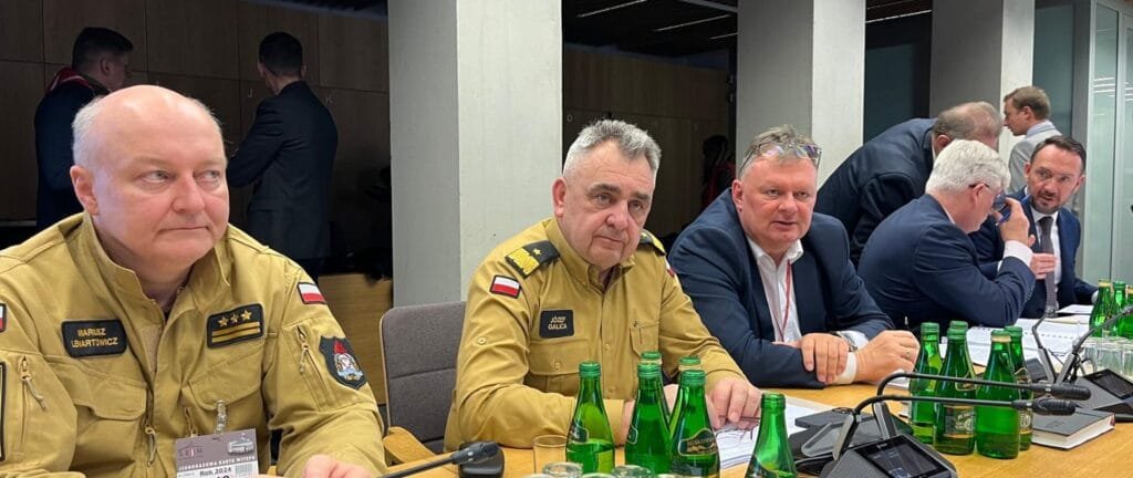 ochrona ludności,obrona cywilna,bezpieczeństwo wewnętrzne,łączność państwowa,zarządzanie kryzysowe,stan wojenny