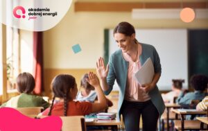 Akademia Dobrej Energii Junior,zdrowie dzieci,edukacja,profilaktyka zdrowia,dobrostan psychiczny,szkoły podstawowe,VanityStyle,SWPS