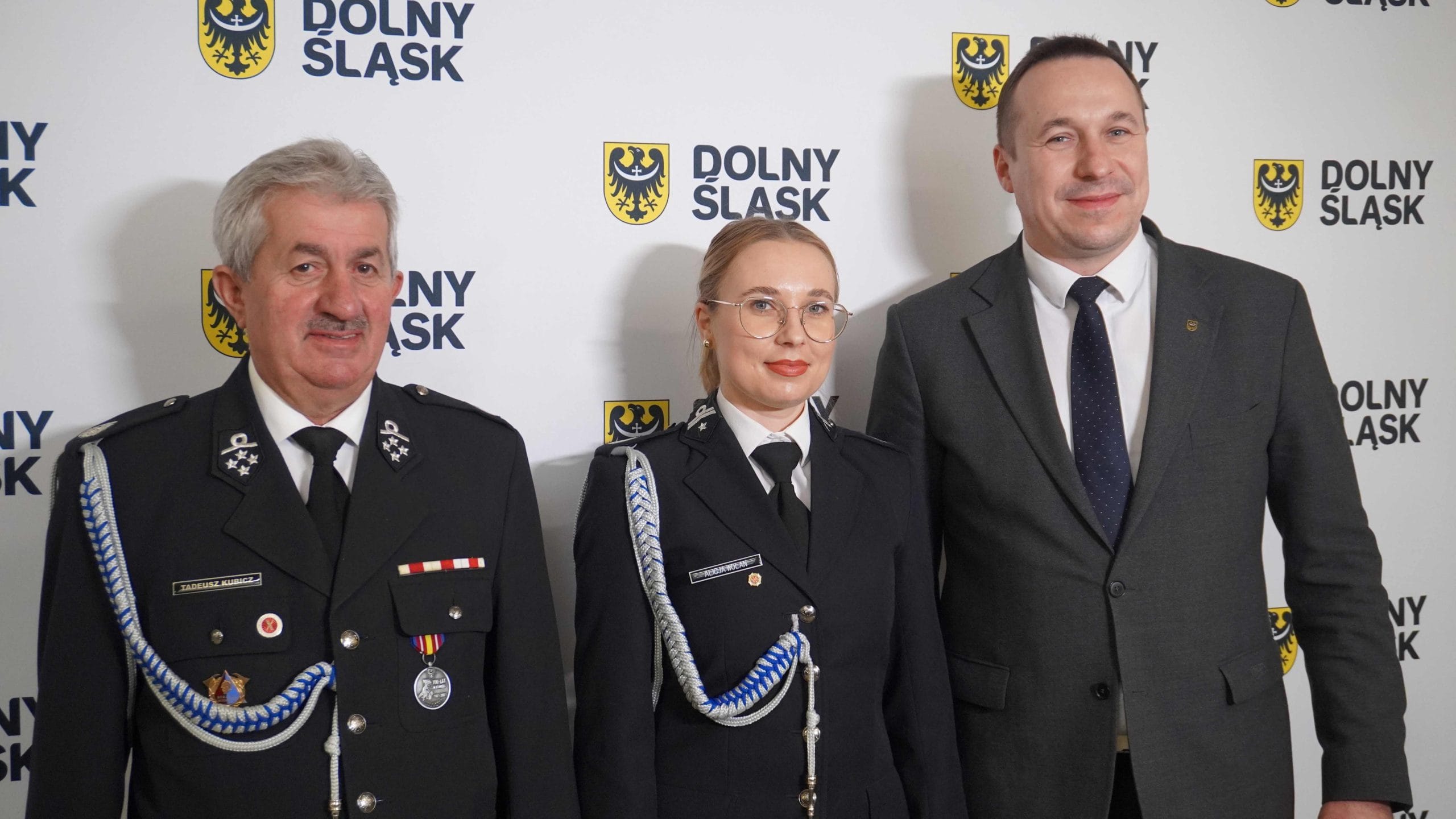 Ochotnicze Straże Pożarne,dofinansowanie,nowe wozy strażackie,bezpieczeństwo Dolnego Śląska,samorząd województwa