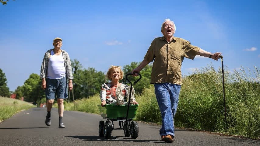 Dalej jazda,komedia rodzinna,Mariusz Kuczewski,polskie kino,międzypokoleniowość,premiera filmowa