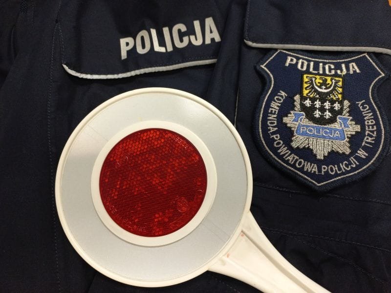 Trzebnica,policja,apel,bezpieczeństwo,święta,alkohol,jazda,kontrola trzeźwości