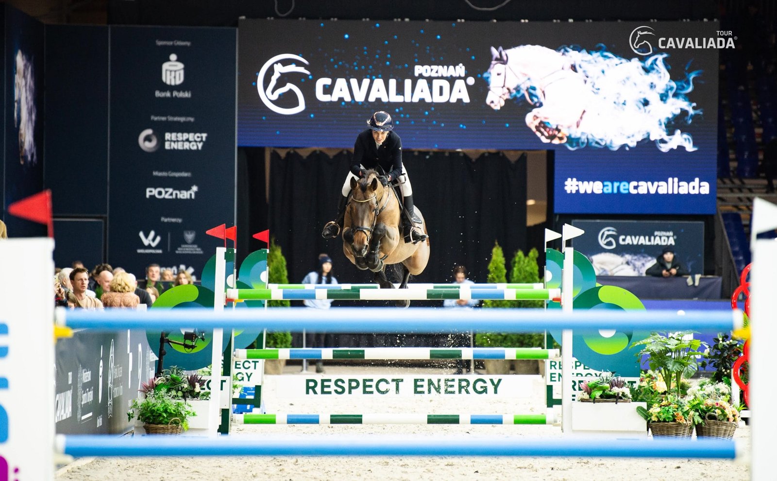 Cavaliada,jeździectwo,Poznań,konkurs skoków,Duża Runda,Średnia Runda,Mała Runda,Jur Vrieling,Joanna Pawlak,Przemysław Konopacki,Eventing Tour,zawody jeździeckie,sukces Polaków,młode konie