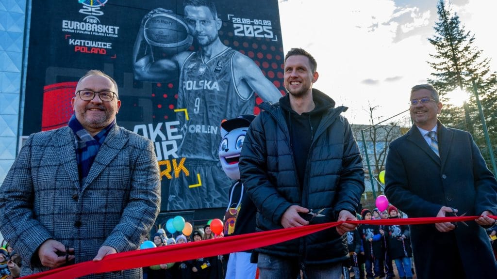 Mateusz Ponitka,EuroBasket 2025,mural Katowice,koszykówka Polska,hala Spodek