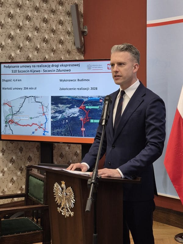briefing prasowy z udziałem wiceministra infrastruktury
