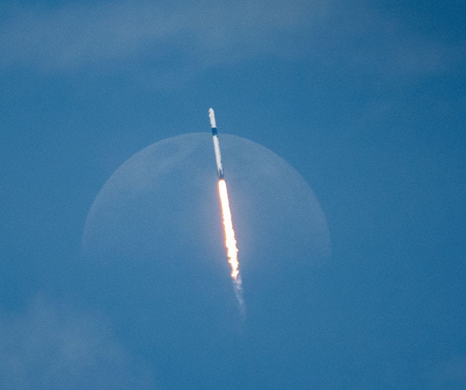 falkon 9 i jego spalone elemnty w polsce