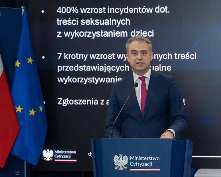 walka z seksualnym wykorzystaniem dzieci w internecie