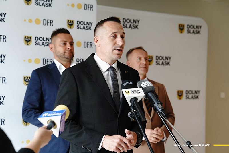 Urzad marszalkowski i biznes dolnoslaski