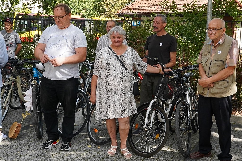 9e640097 4584 454b 97b3 fb168d390606