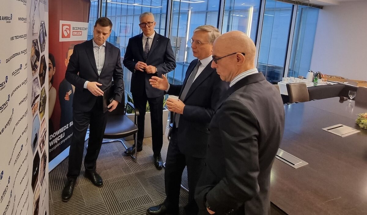 20251223 grupa wb i orlen lacza sily 05