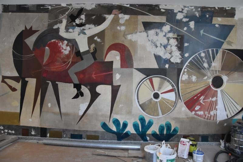 mural w kinie astra czas tworzenia