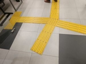 scieżka naprowadzająca mały