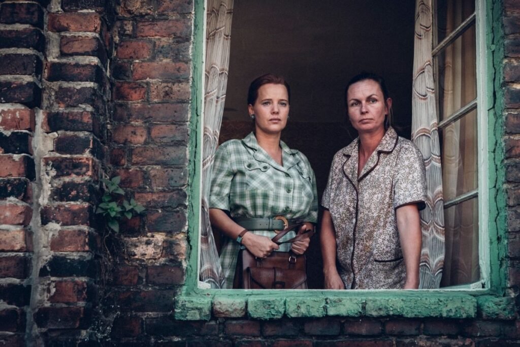 olowiane dzieci kadr z filmu baner