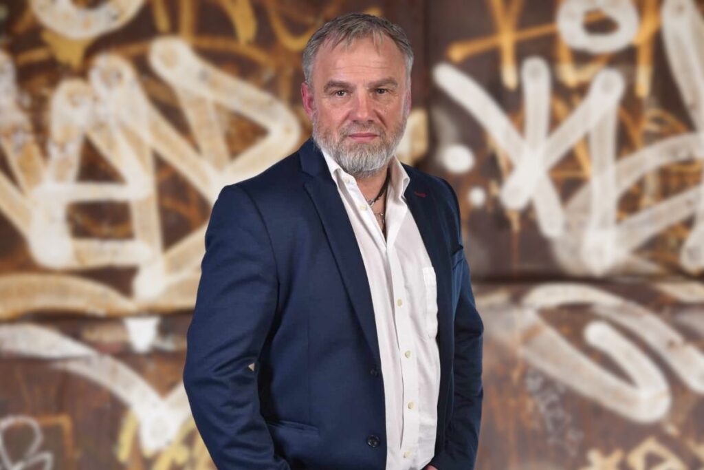 robert korytkowski zwolniony dyscyplinarnie