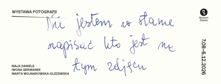 „Nie jestem w stanie napisać, kto jest na tym zdjęciu”. Wystawa o pamięci, bliskości i demencji